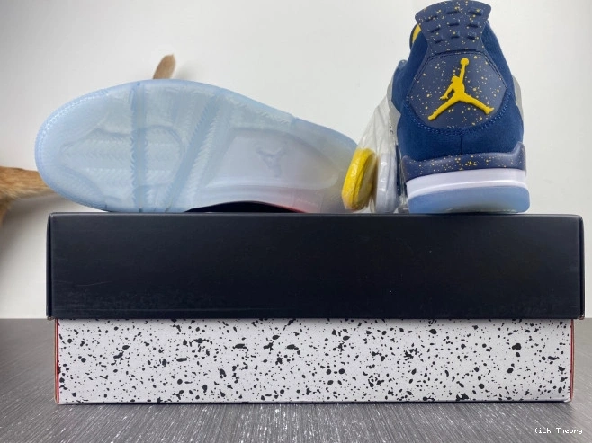 Kicktheory Retro Michigan Air AJ4-1036660 Jordan 4 (PE) 0807